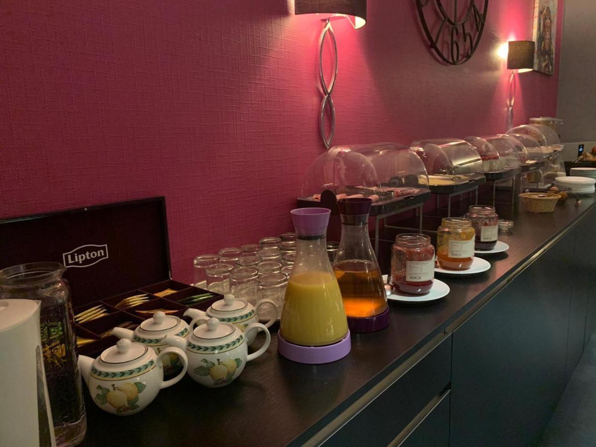 Hotel Le Rohan Charme Et Caractere 蓬蒂维 外观 照片
