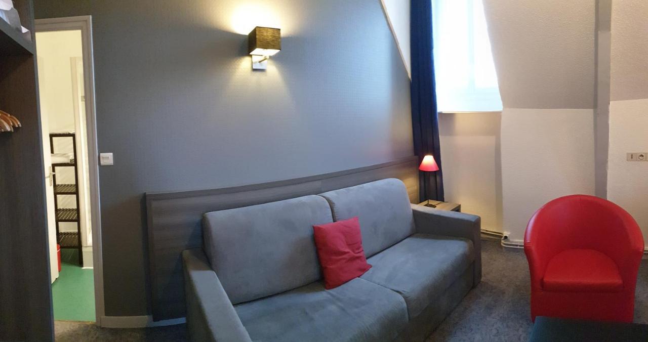 Hotel Le Rohan Charme Et Caractere 蓬蒂维 外观 照片