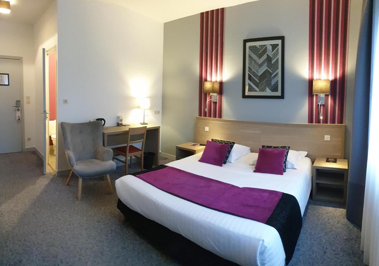 Hotel Le Rohan Charme Et Caractere 蓬蒂维 外观 照片