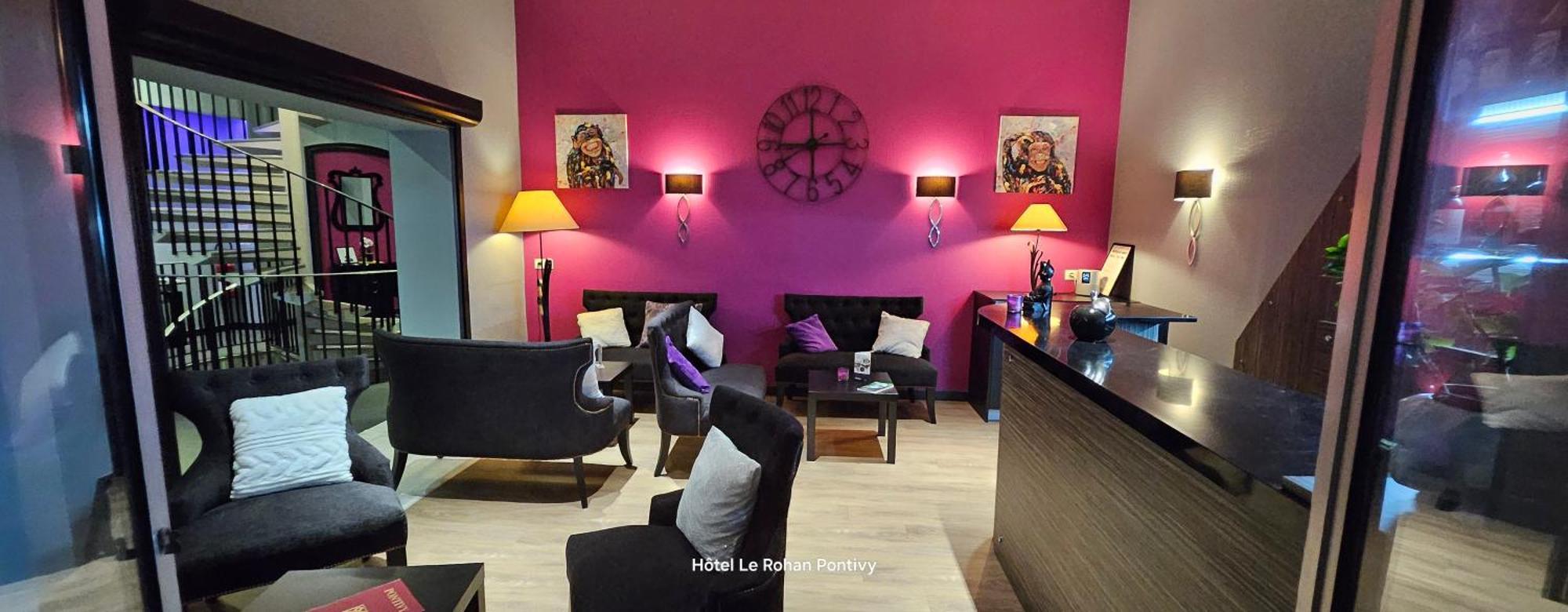 Hotel Le Rohan Charme Et Caractere 蓬蒂维 外观 照片