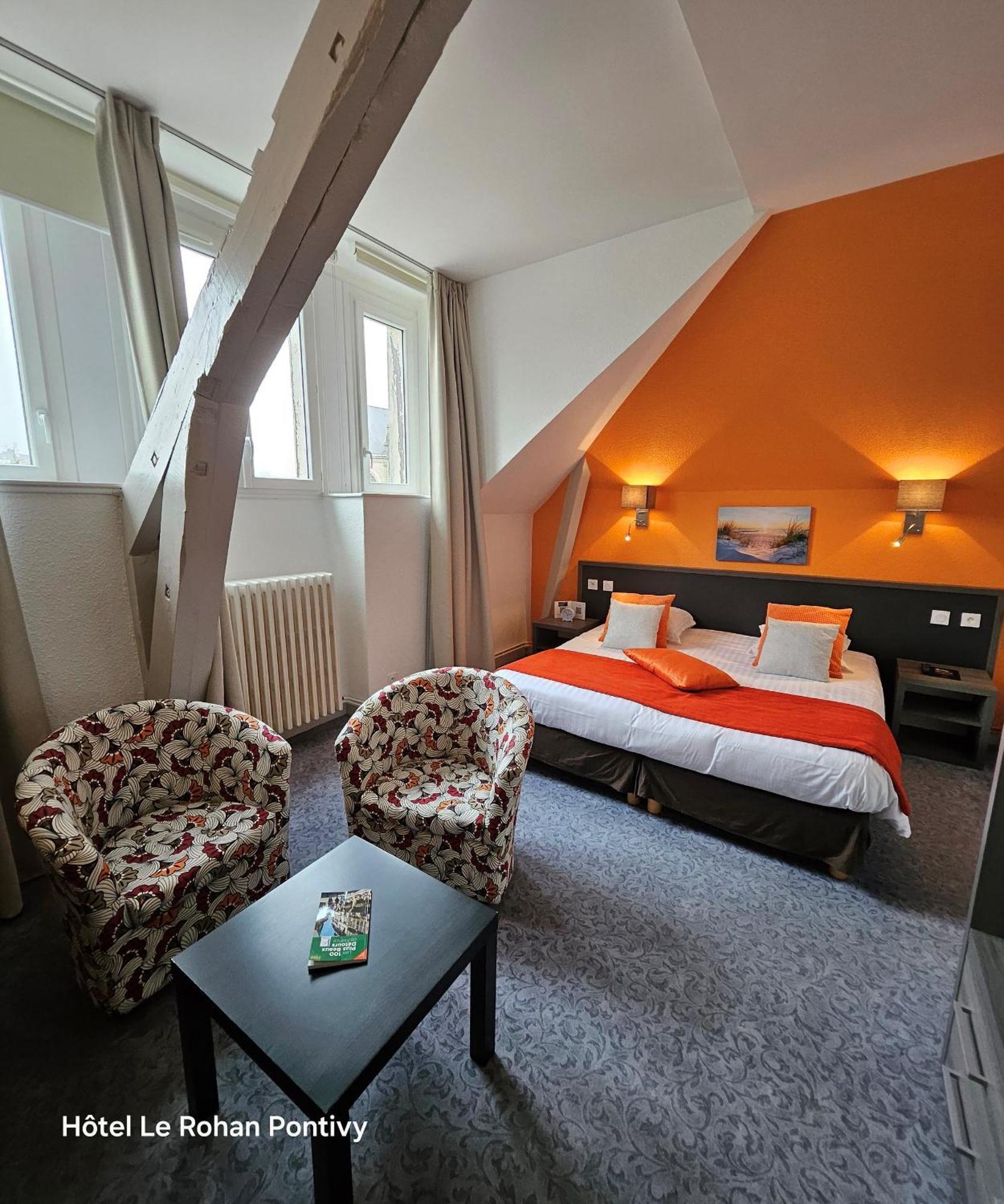 Hotel Le Rohan Charme Et Caractere 蓬蒂维 外观 照片