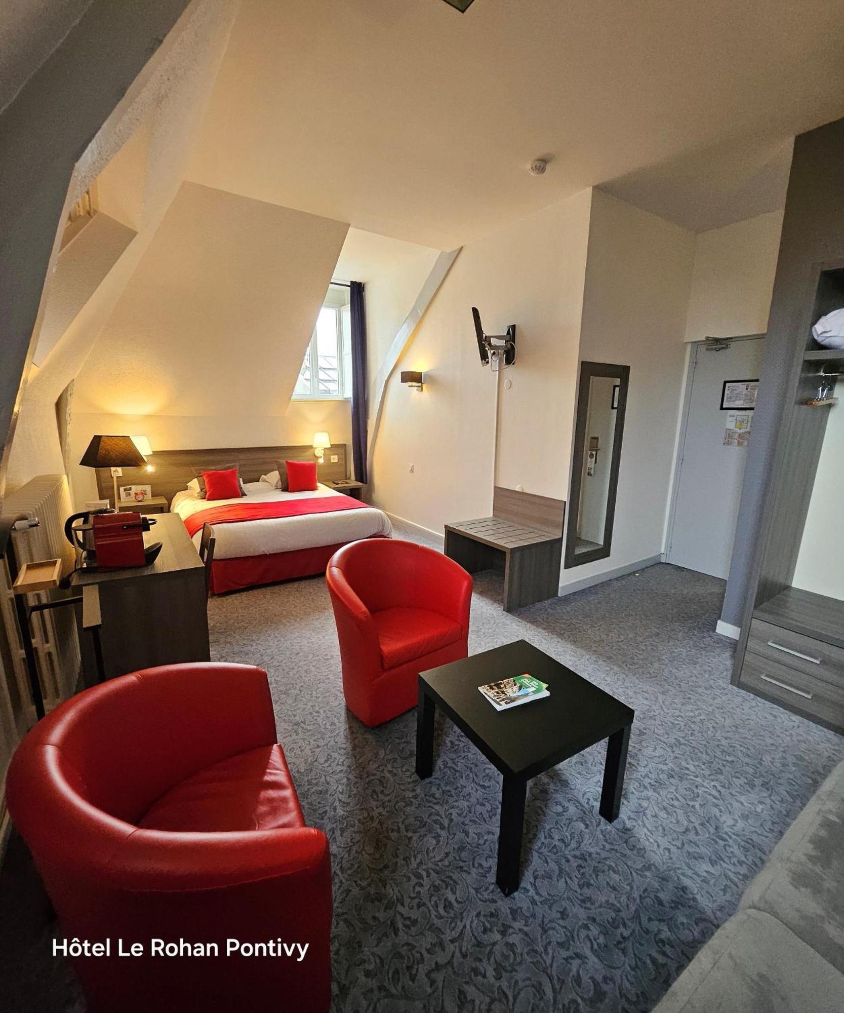 Hotel Le Rohan Charme Et Caractere 蓬蒂维 外观 照片