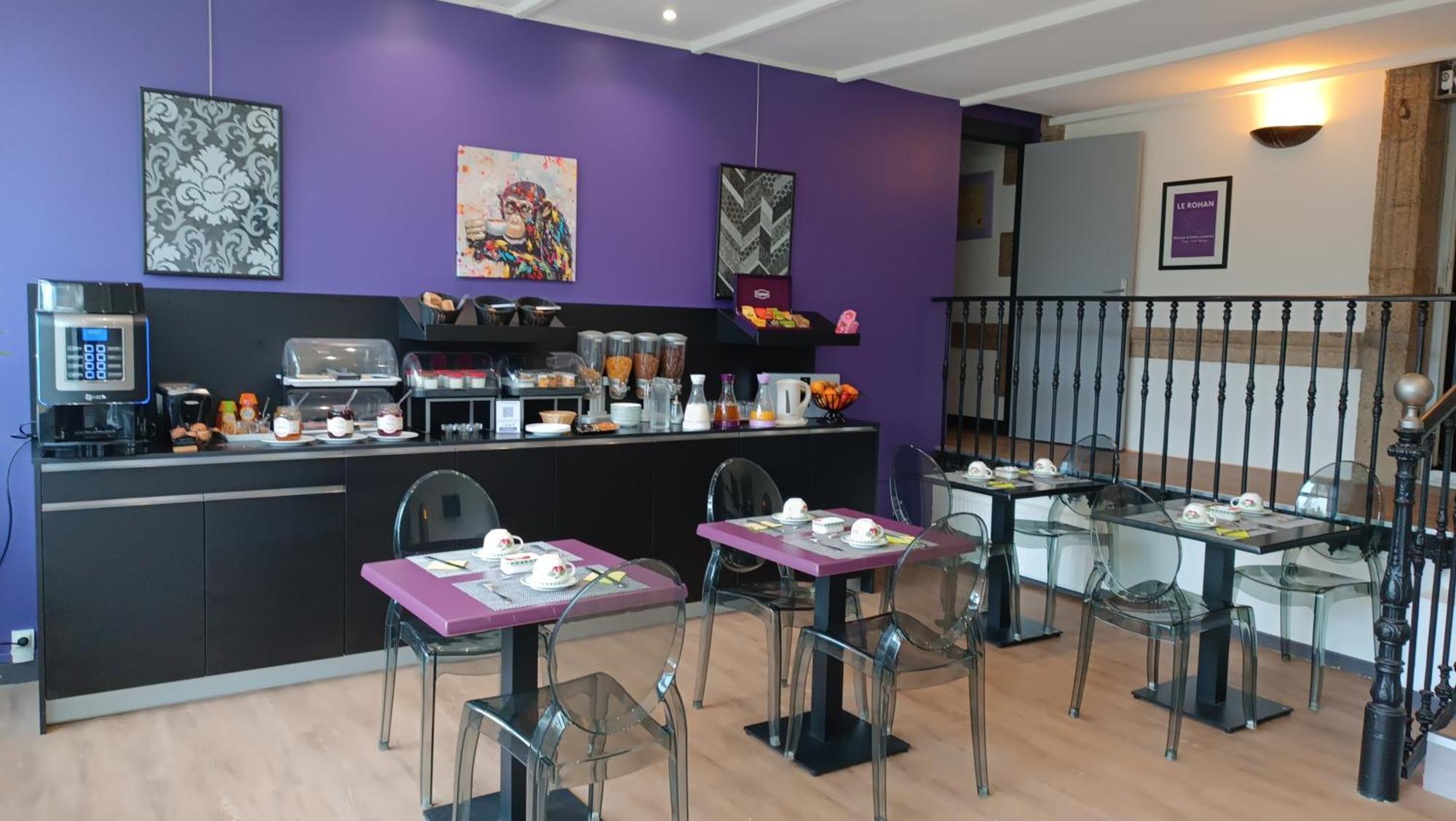 Hotel Le Rohan Charme Et Caractere 蓬蒂维 外观 照片